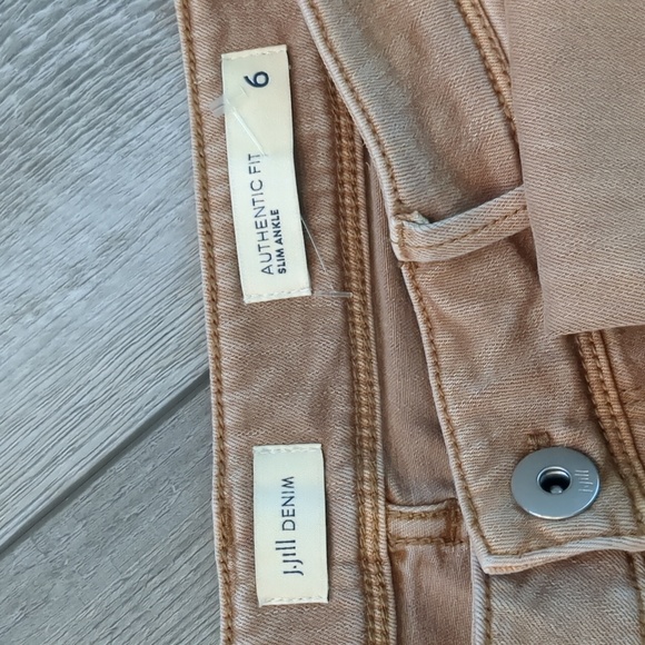 SOLD NWOT JJIll authentic jeans - Picture 3 of 4